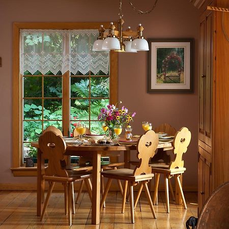 Swiss Woods Bed And Breakfast Литиц Экстерьер фото