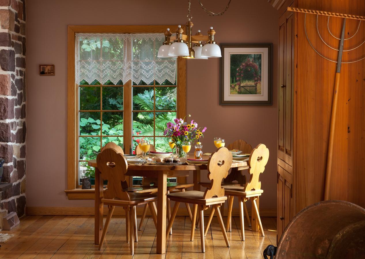 Swiss Woods Bed And Breakfast Литиц Экстерьер фото