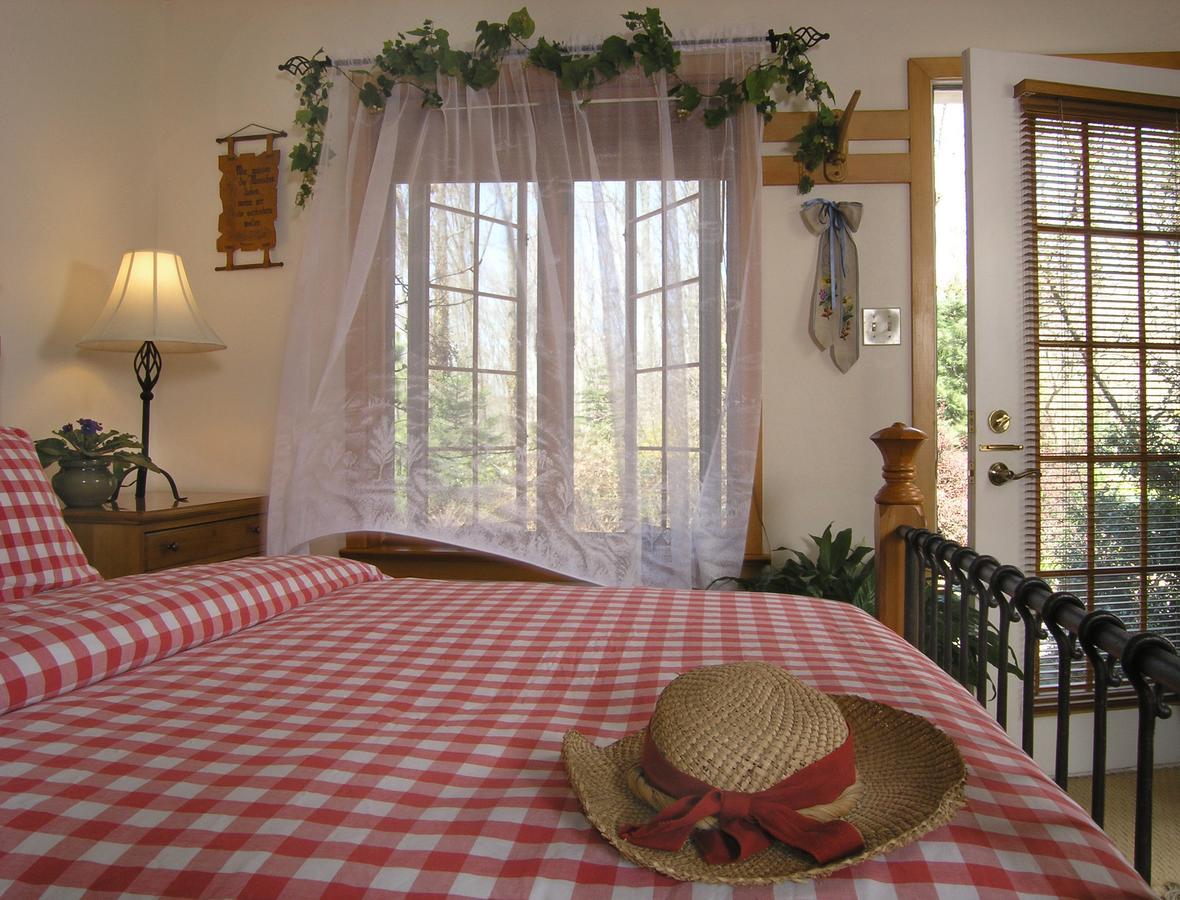 Swiss Woods Bed And Breakfast Литиц Экстерьер фото