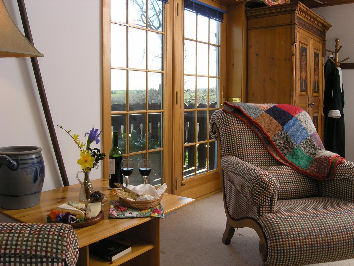 Swiss Woods Bed And Breakfast Литиц Экстерьер фото